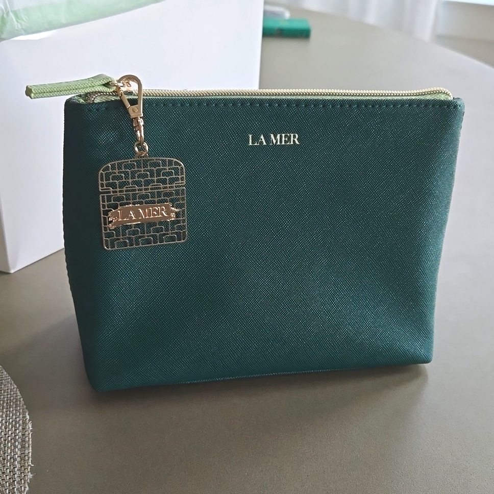 Brand New La Mer Bag Pouch Mkup Travel La Mer Charm With Clasp